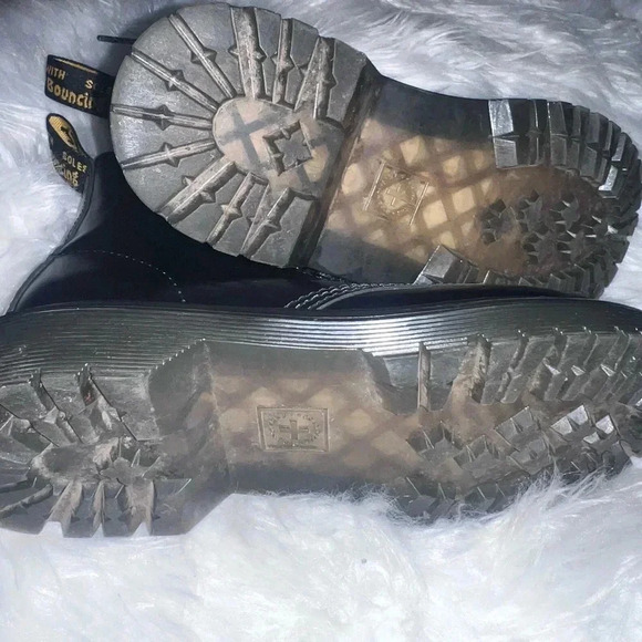 Dr. Martens Black Boot kids Size 3 - Picture 4 of 7